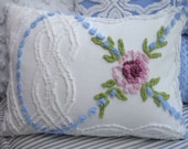 Chenille Pillow Vintage Bedspread Fabric French White Cottage Pink Flower Shabby Chic 14x18