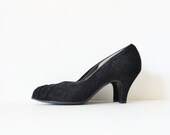 30 percent off sale // Vintage 40s Peep Toe NATURAL BRIDGE Heels - Women 6.5 - Black Bow with Rhinestones