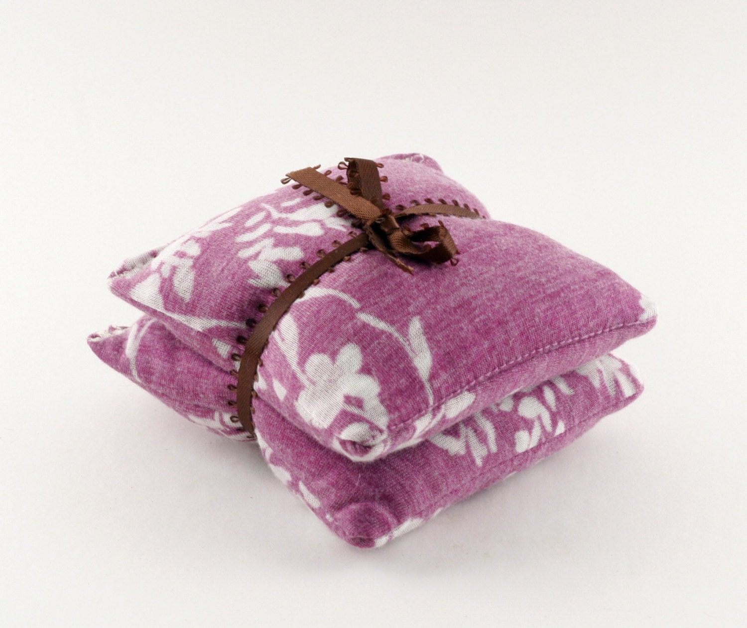 Organic Lavender Sachet with Upcycled Purple and White Floral Vintage Fabric