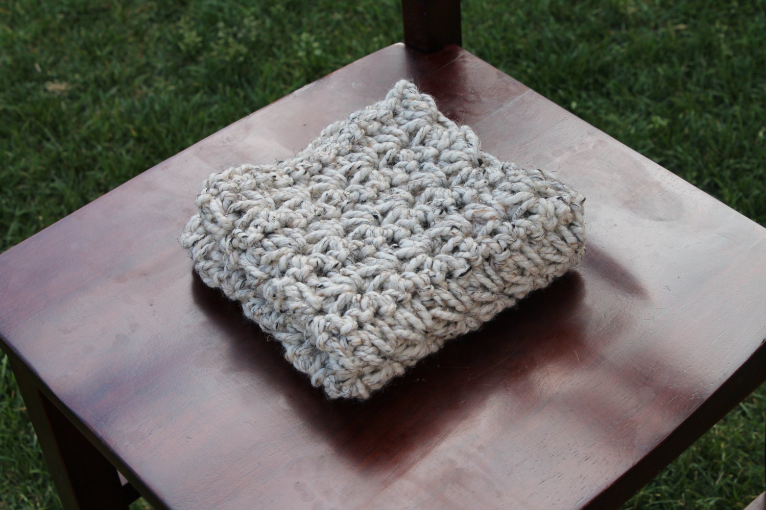 Chunky crochet mini blanket. Newborn photography prop. basket filler layering set