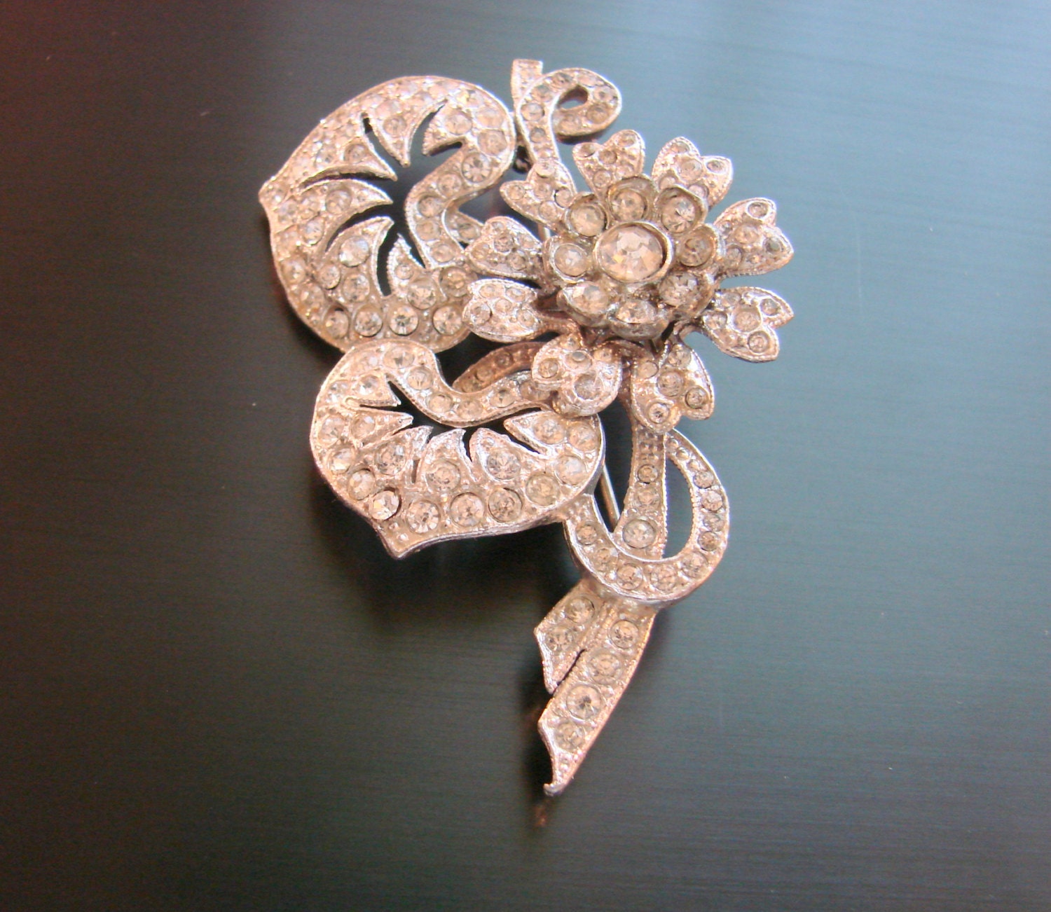 Large 30s Art Deco Pot Metal Rhinestone Brooch