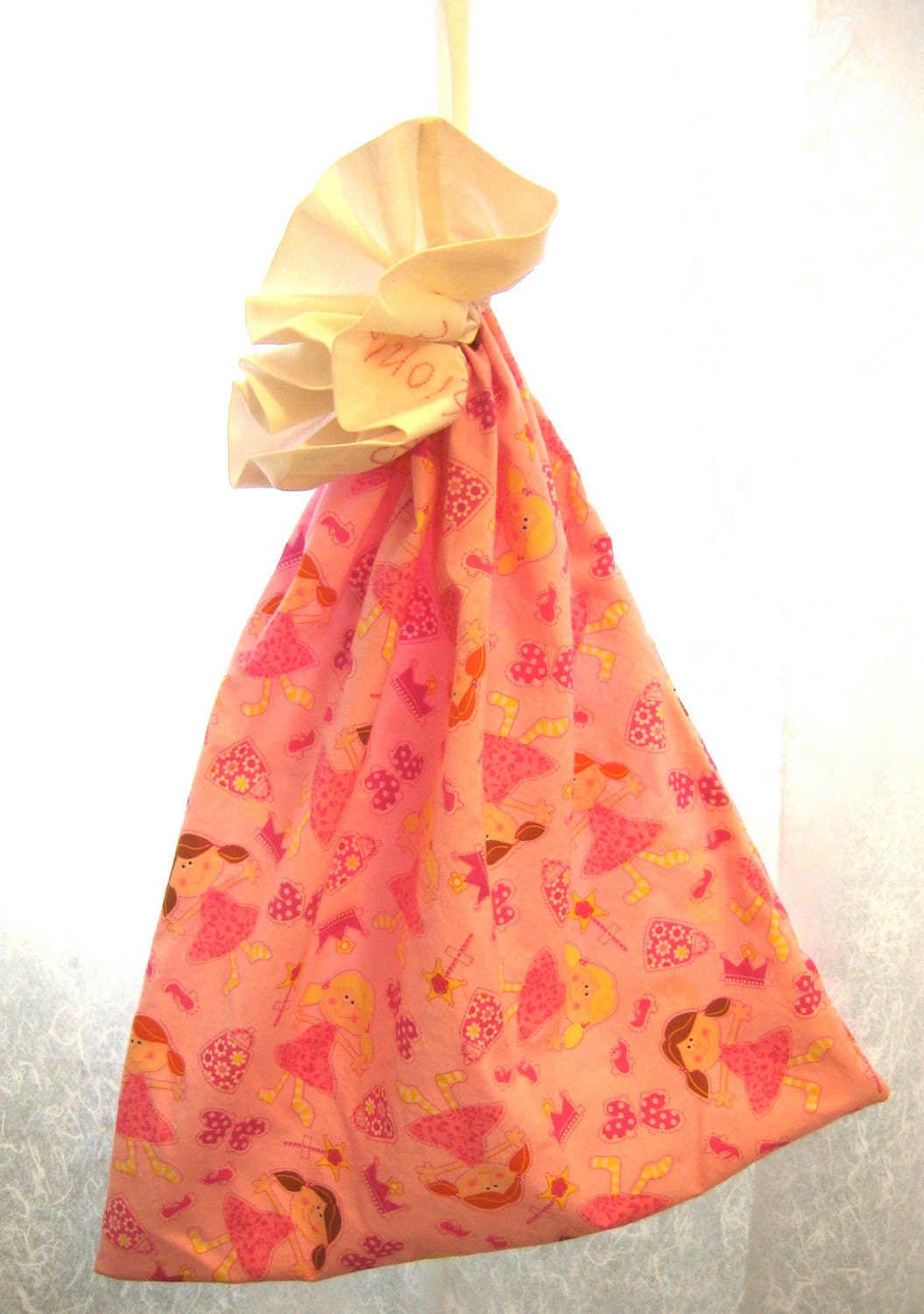 Pretty n Pink Hand Embroidered Travel Laundry Bag
