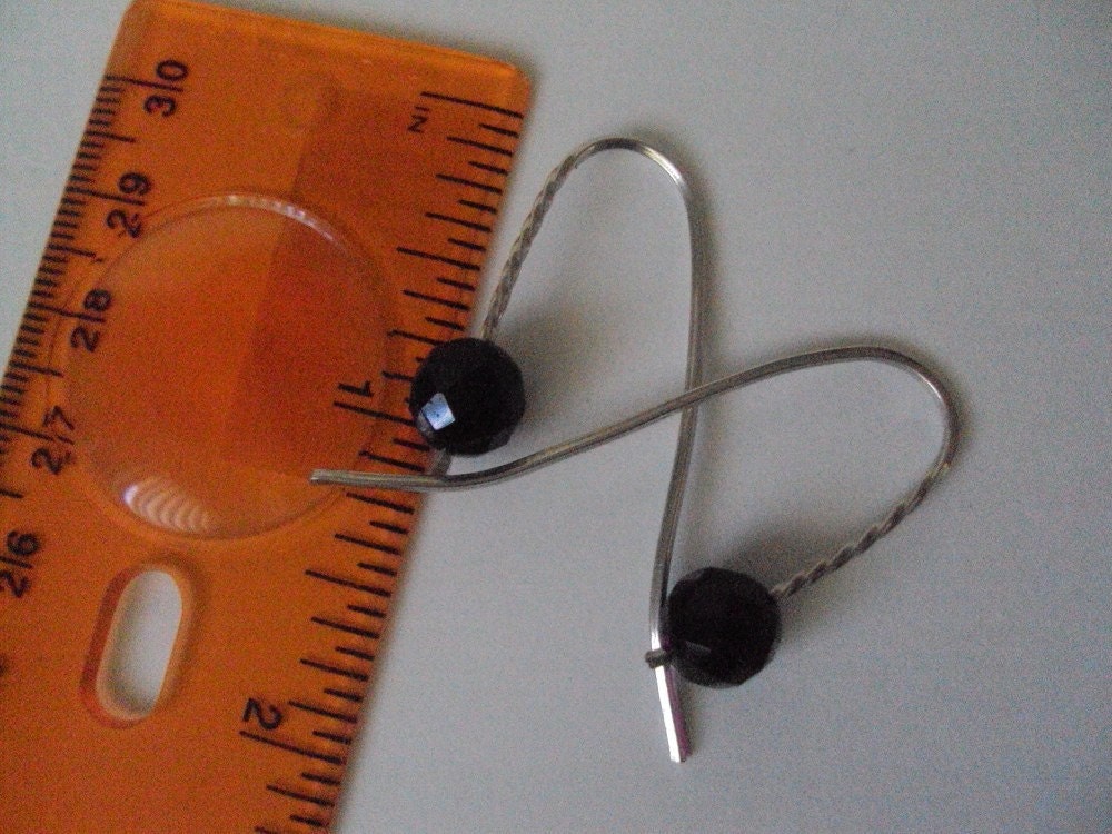 Ear Spears Black Onyx