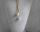 Versatile Lantern Chain Lariat with Large Pearls