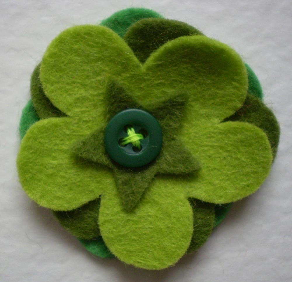 Green Felt Flower Brooches