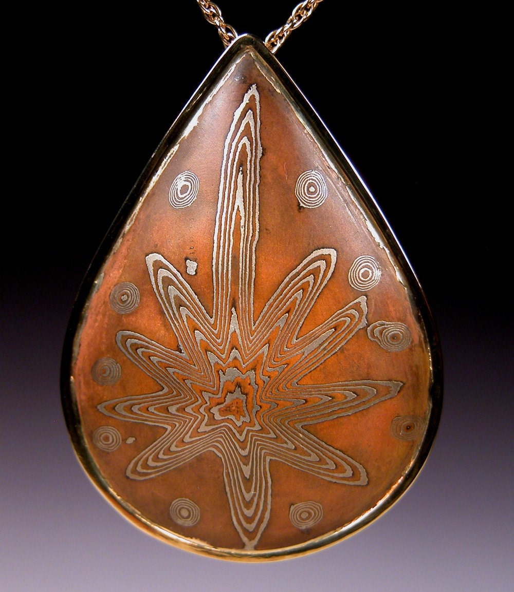 Mokume Gane Pendant in 18 karat Gold ANTARES NOVA
