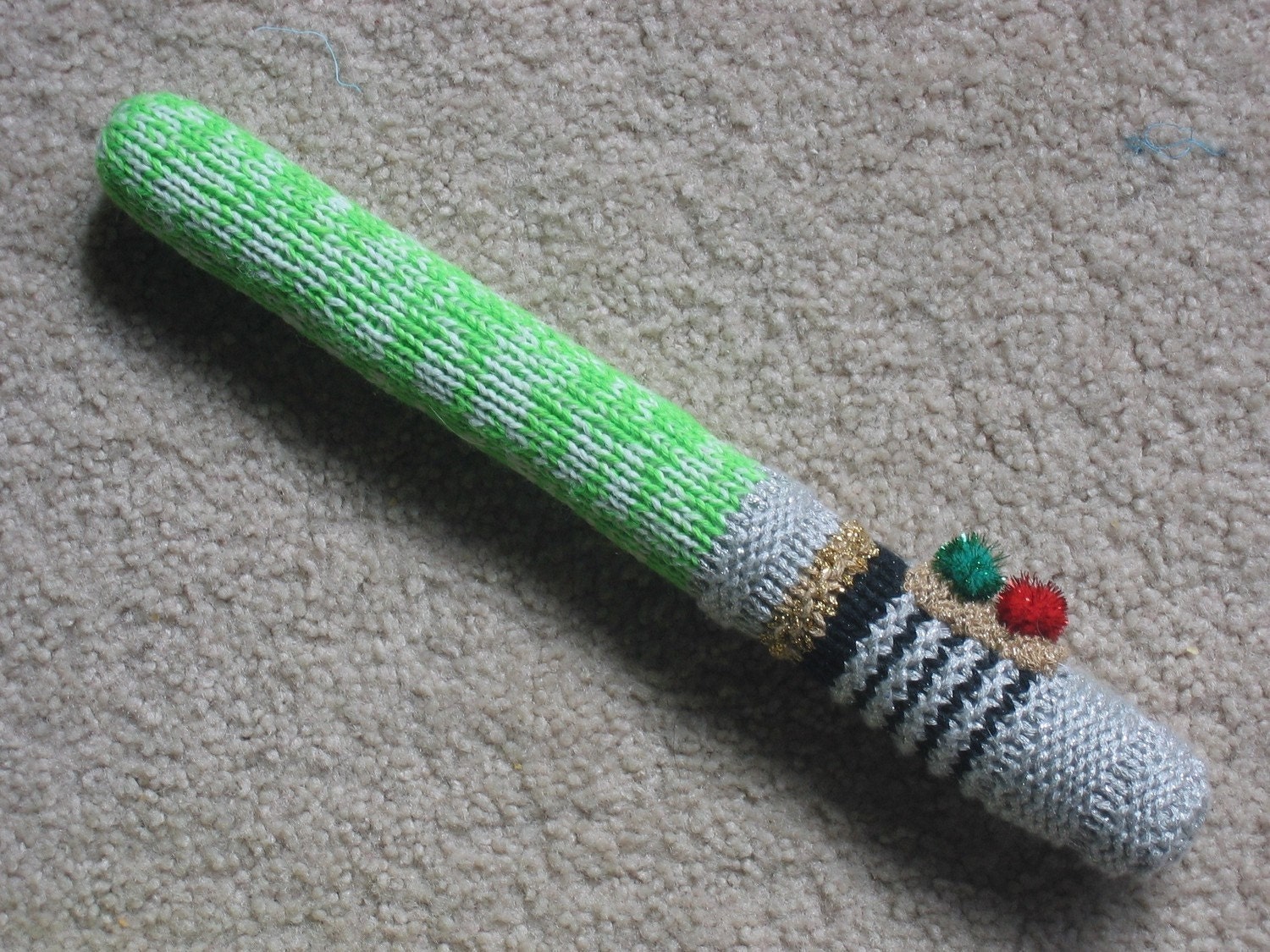 Star Wars 12 inch (Dueling Size) Luke Skywalker Knitsaber Pattern PDF