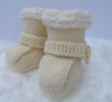 Little Winter White Ugg style boots - 0 to 3 months