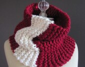 The Colorblock Cowl - Handknit Chunky Neckwarmer - Ruby and Ivory