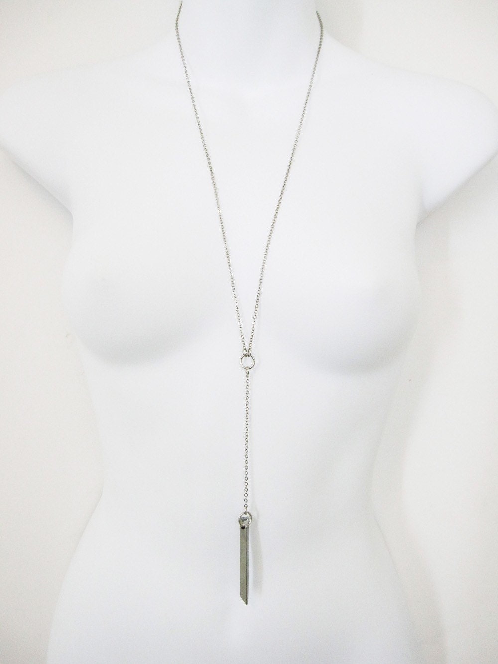 Single Geometric chain Necklace