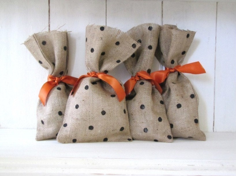 HALLOWEEN Poka Dot Burlap Gift Treat Bag Set with ORANGE ribbon