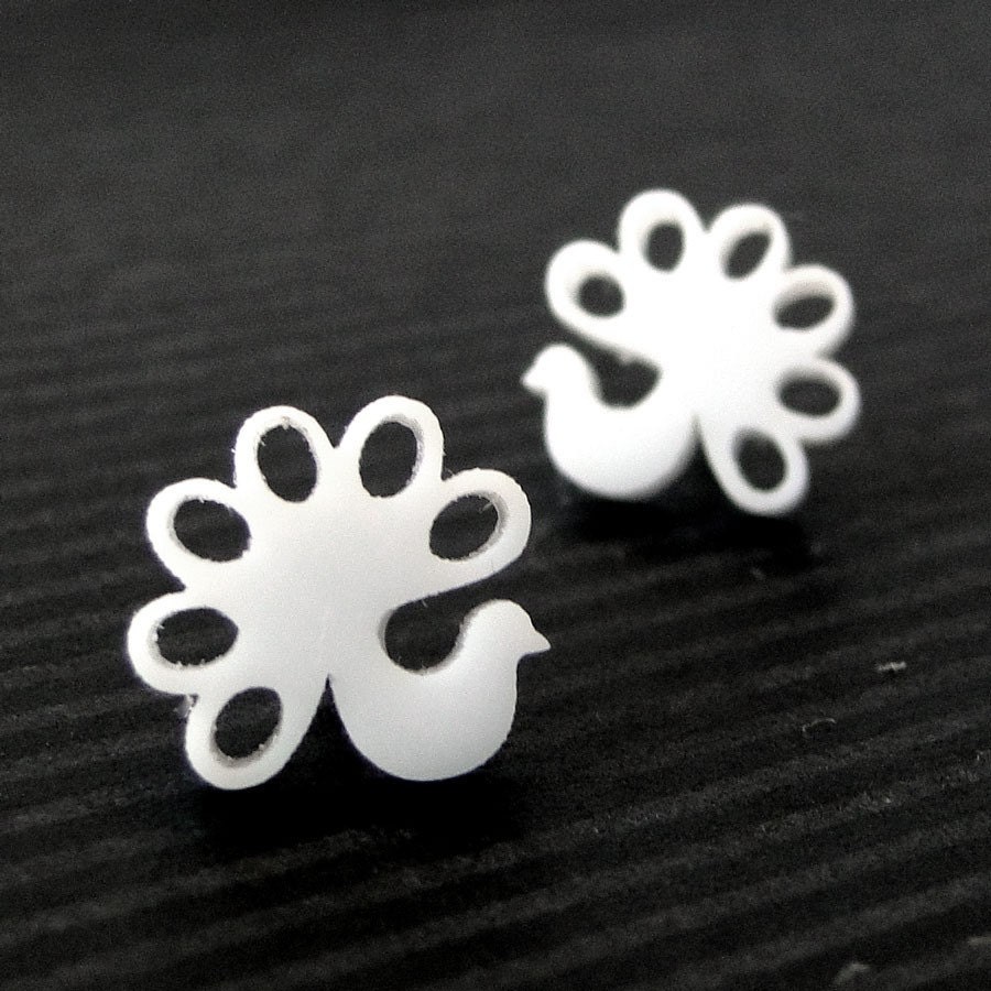 Peacock Stud Earrings in white