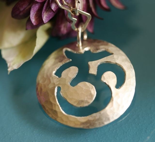 Sterling Om Circle Pendant Necklace on a Heart Chain