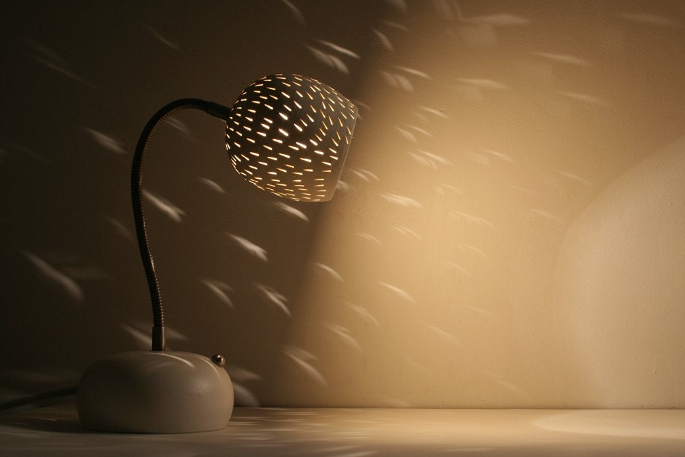 Desk Lamp with Touch Dimmer: Claylight Egg, Line pattern