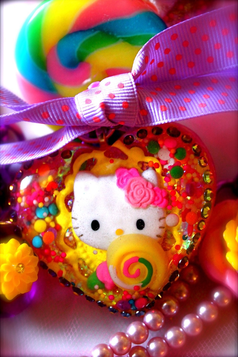 Precious Posh and Pearls Hello Kitty Heart Pendant Necklace - Candy Sprinkle and Glitter Resin