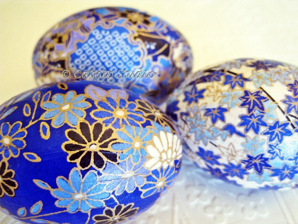 Bright Blue Origami Decoupage Easter Eggs floral maple leaves home decor