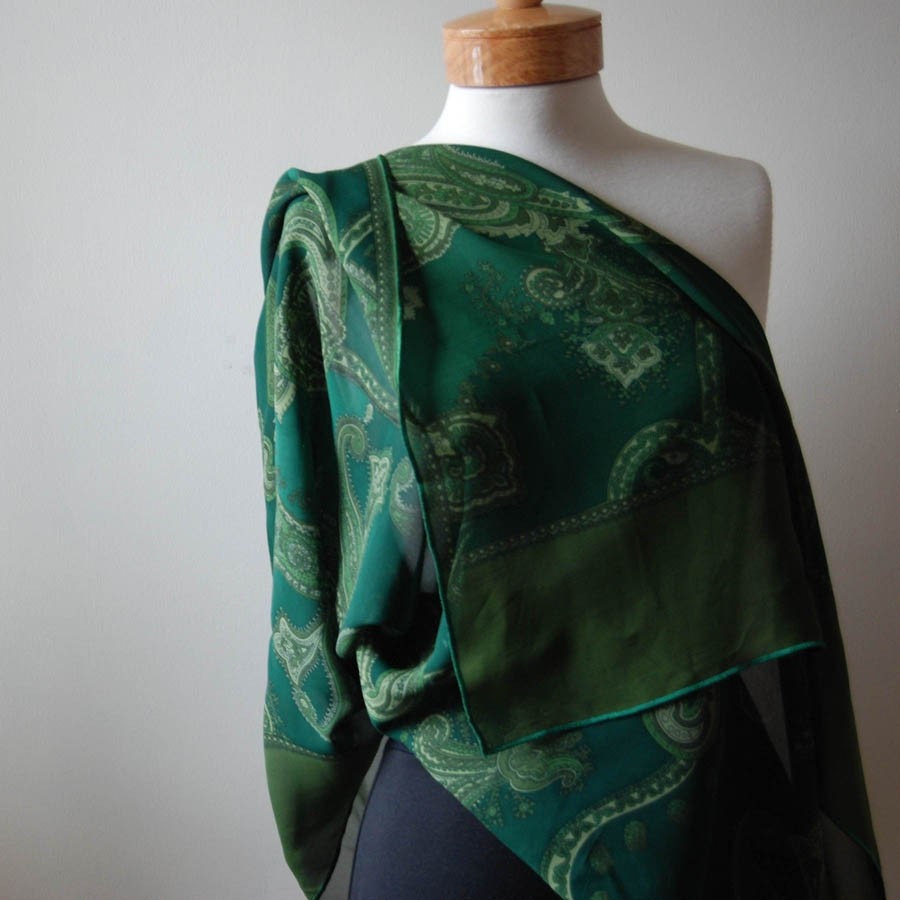 Green paisley scarf