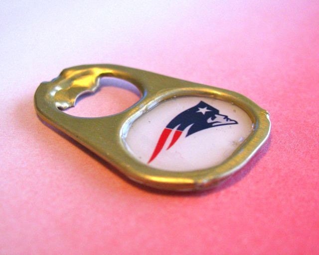New England Patriots Football Team NFL Logo Necklace Soup Can Soda Beer Tab Top Charm Pendant