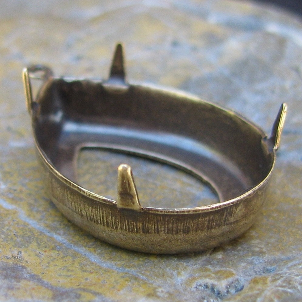 6 Brass ox Pear 25 x 18 Stone Setting with 1 Ring charm 844