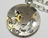 Antique Silver Vintage  Watch Movement  UNISEX Gothic Steampunk Neo Victorian Necklace Pendant (A109)