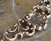 6 Antique Gold Art Deco Shell Stamping Pendant 1058