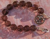 Fleur De Lis Faceted Bracelet in Grape