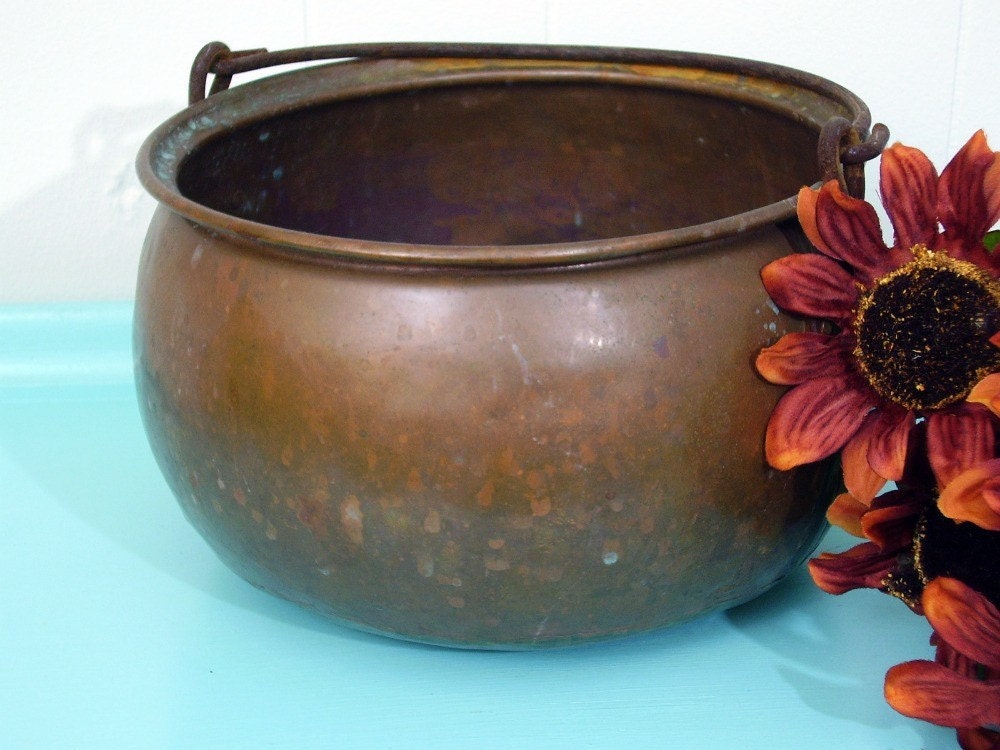 Copper POT Very Vintage....Great patina...Witches pot