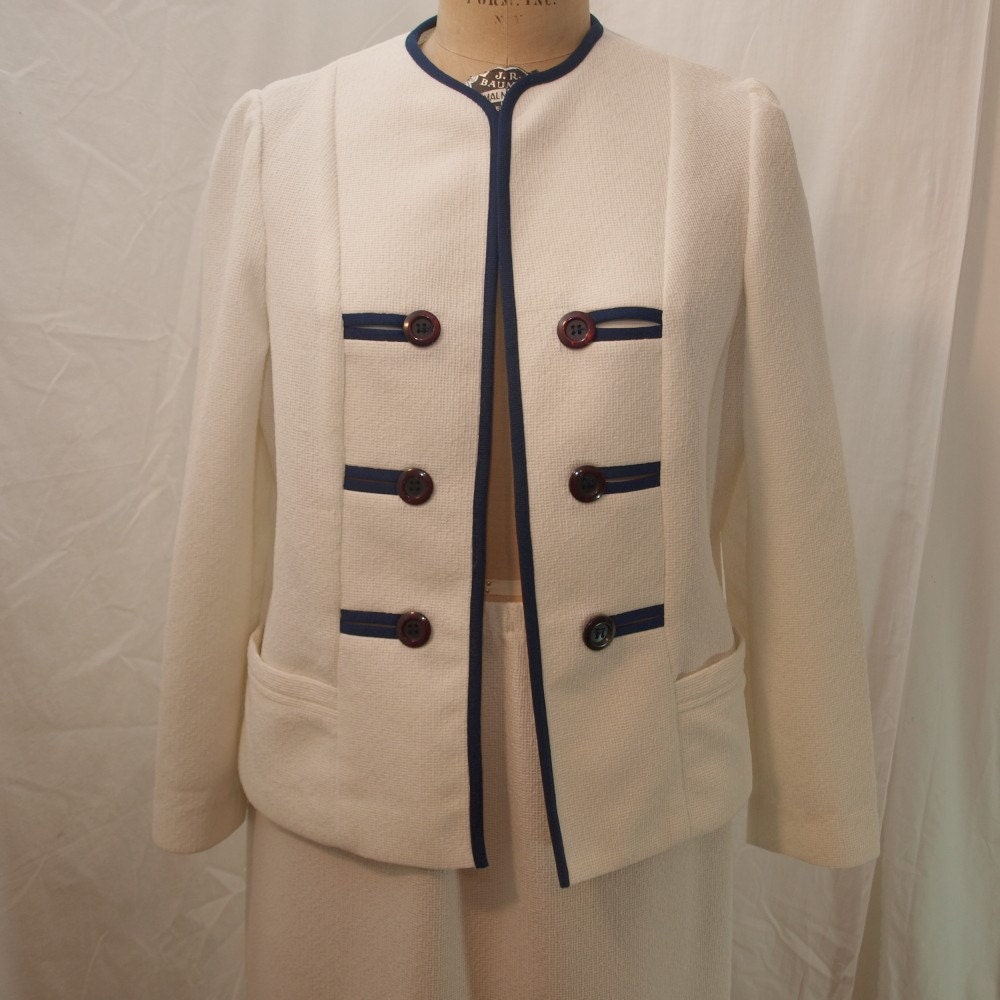 Vintage White Suit with Navy Piping in a size medium - Swing Jacket and A Line Skirt - petite medium