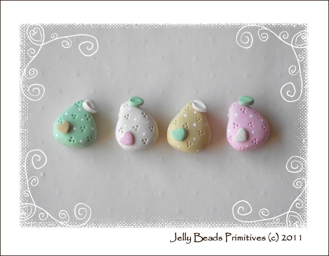 Pretty Prim Pear polymer clay bead set