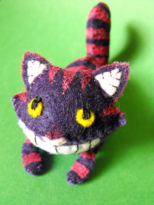 Cheshire Cat the Tiny - Small Felt Plush