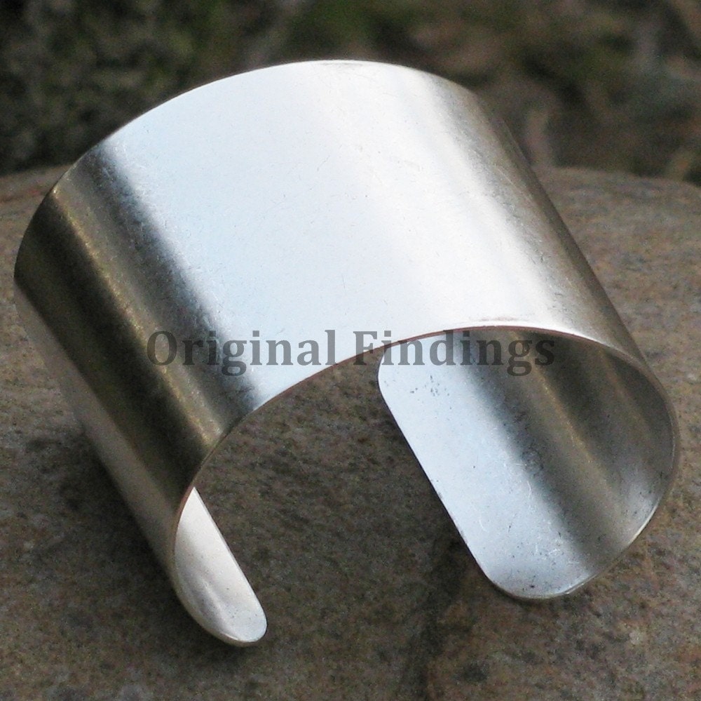 1 Antique Silver Bangel Cuff Bracelet 2 inchJewelry Supplies 1091