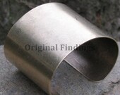 1 Antiqued Brass Bangel Cuff Bracelet Jewelry Supplies 1091