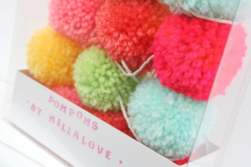 Pom Pom Garland - Spring Edition