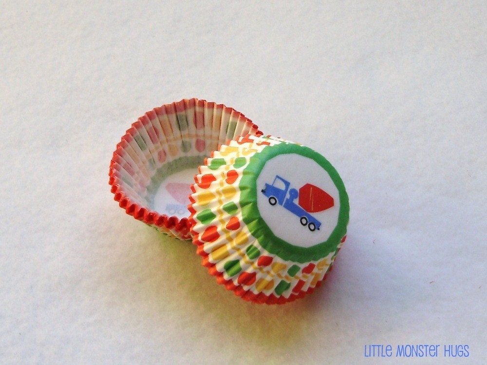 MINI Candy Baking Cups - Trucks (100) SALE