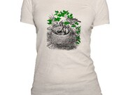FAMILY MAKES A NEST - Organic Cotton Scoop Neck Tshirt