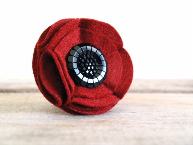 Poppy Flower Brooch - Crimson Red & Black Felt Fabric