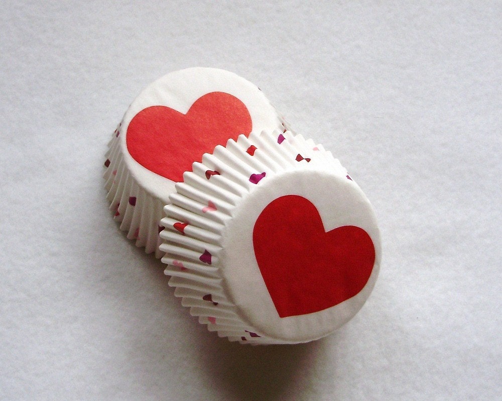 White Sweetheart Baking Cups (Qty 50)