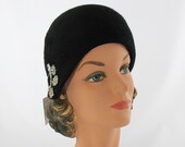 Vintage 1960s Black Helmet Cloche Hat by Georgette