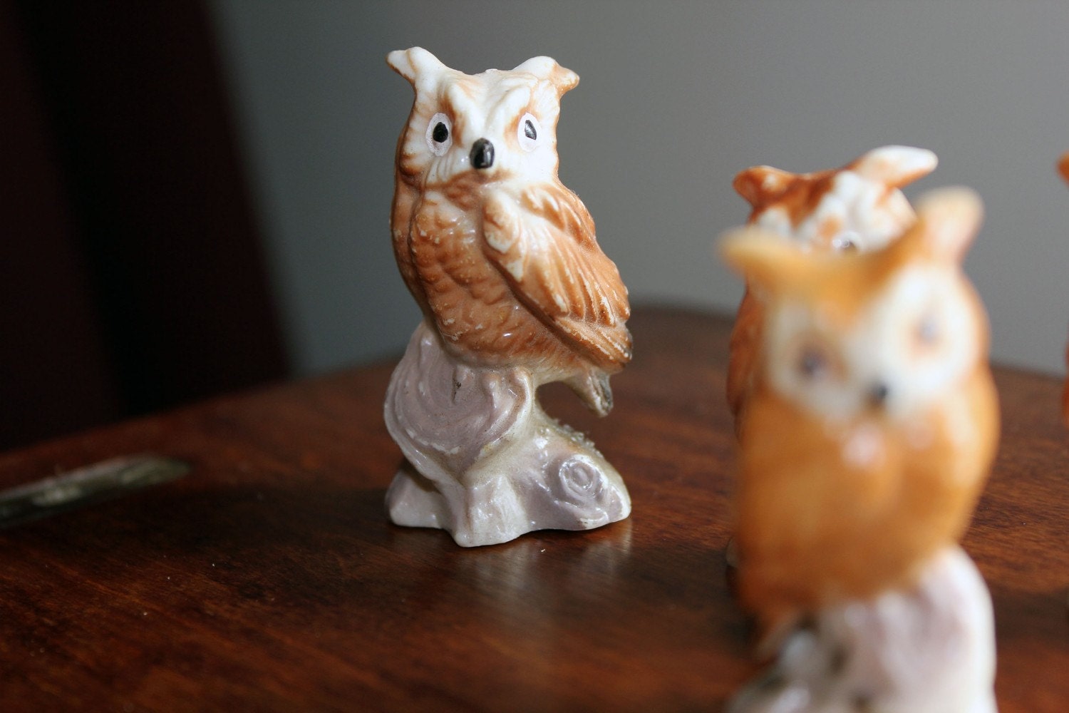 4 little plastic owls