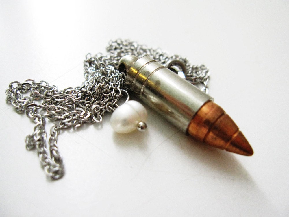 Bullet and pearl necklace