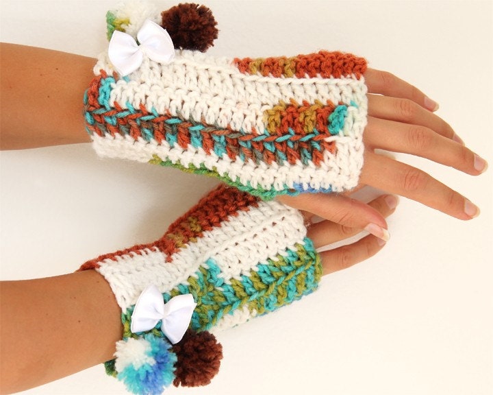 Fingerless Gloves with Pom Poms by Mademoiselle Mermaid