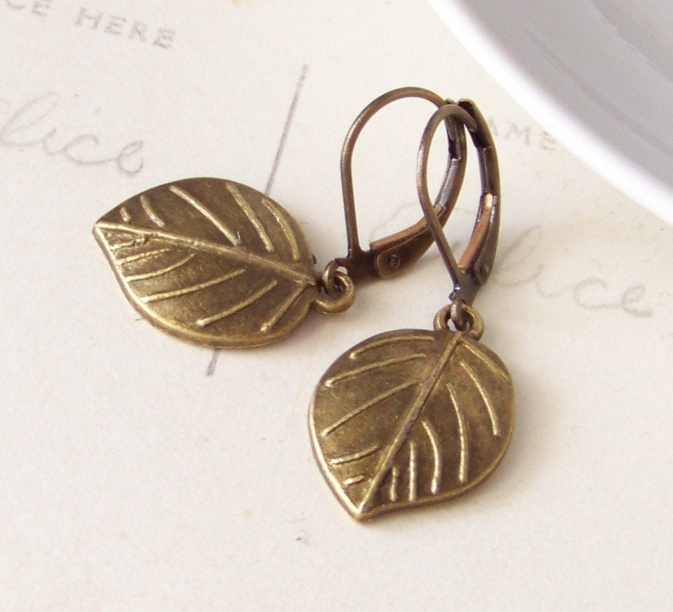 Petite Leaves - earrings