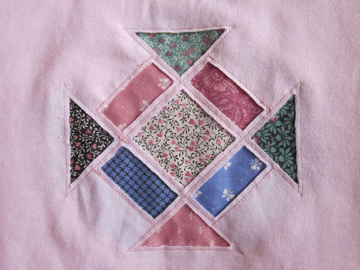 Churn dash on pink tshirt L