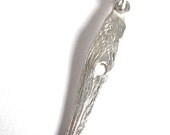 Textured 'wood' silver  pendant
