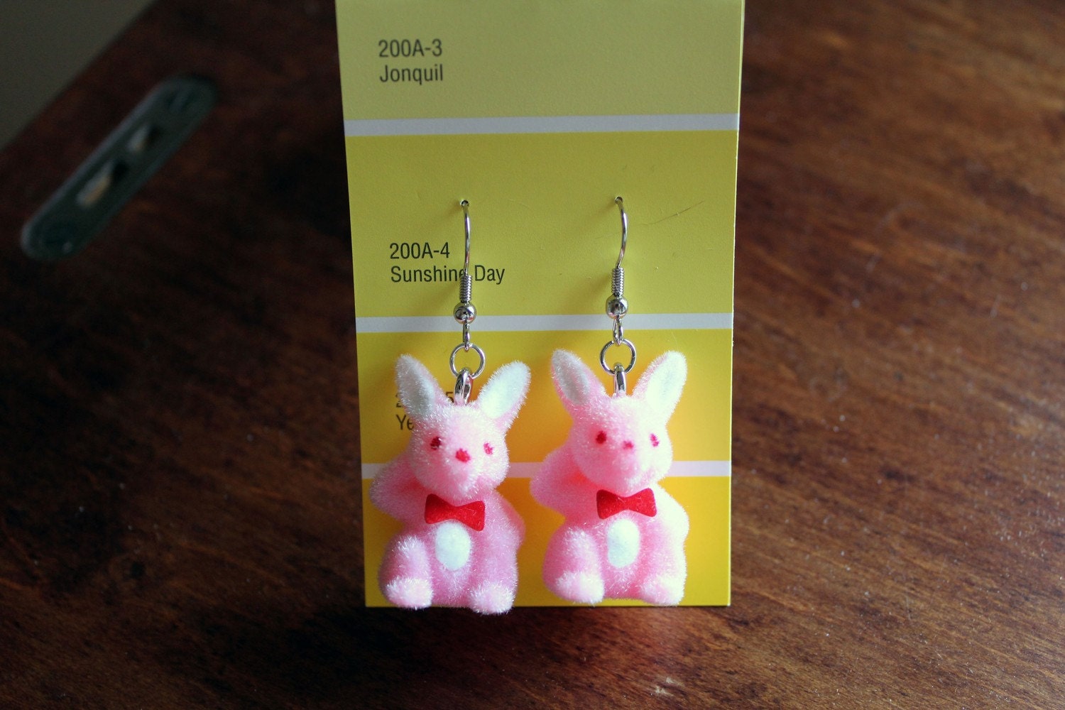 Pink bunnie flocked earrings