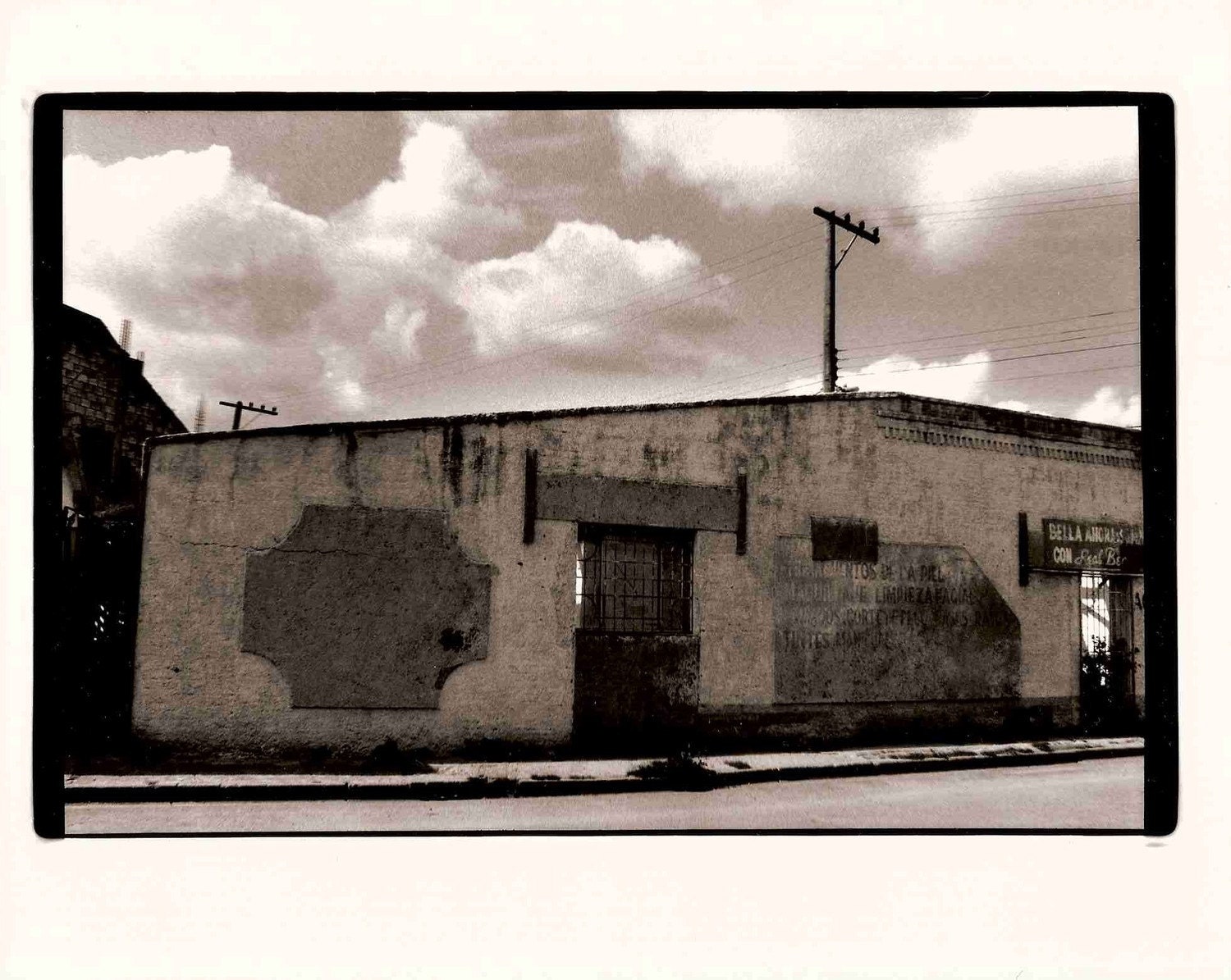 Hogar, Dulce Hogar - Black and White Photo - Silver Gelatin Print