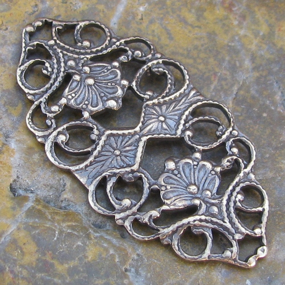 6 Antiqued Brass Flat Filigree Connector Jewelry Findings 1262