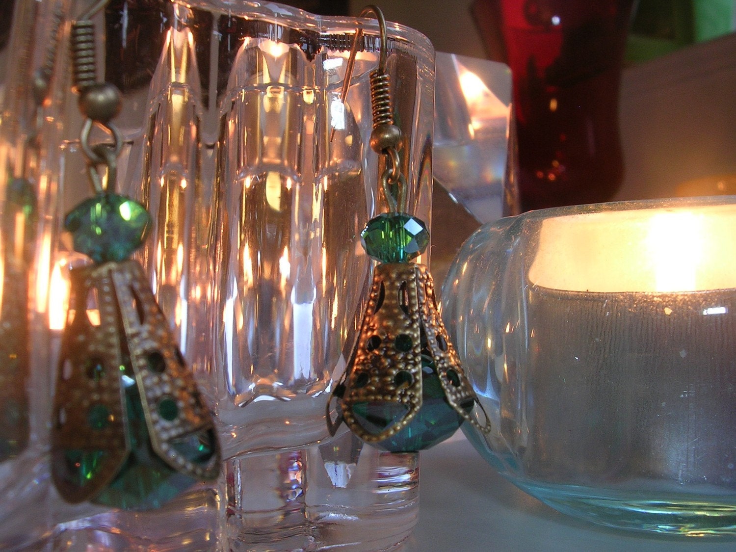 Handmade: Elegant Emerald Colored Drops