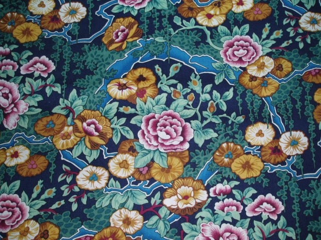 ON SALE   RJR Bungalow Multi Colored 6048-2  One Yard Cut