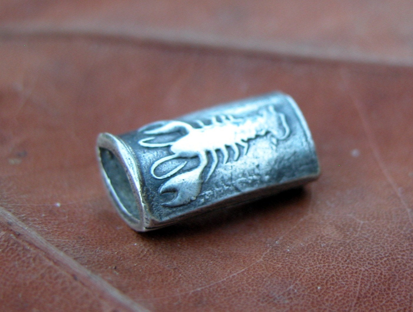 silver pillow bead lobster